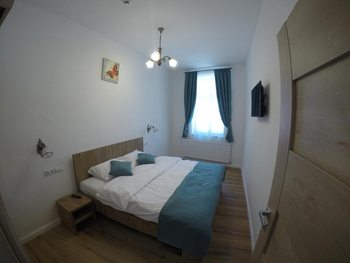 Hotel Casa Bacila Sibiu Esterno foto