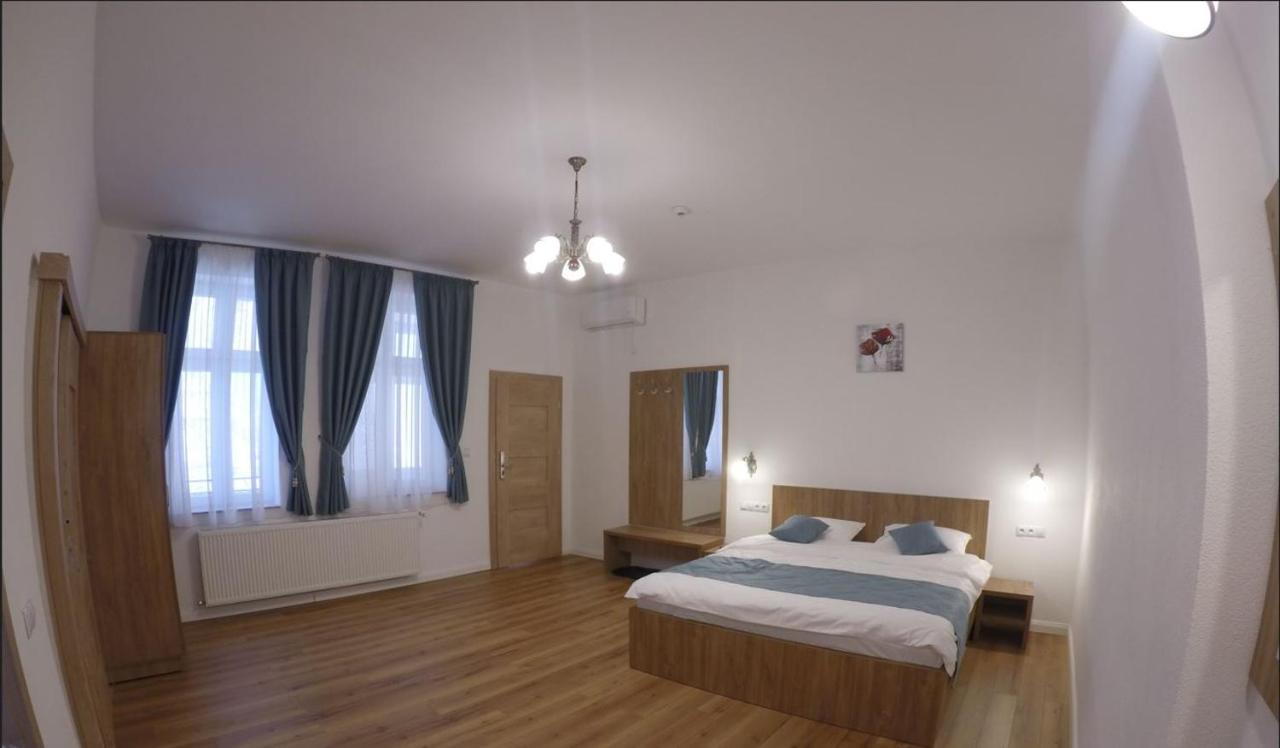 Hotel Casa Bacila Sibiu Esterno foto