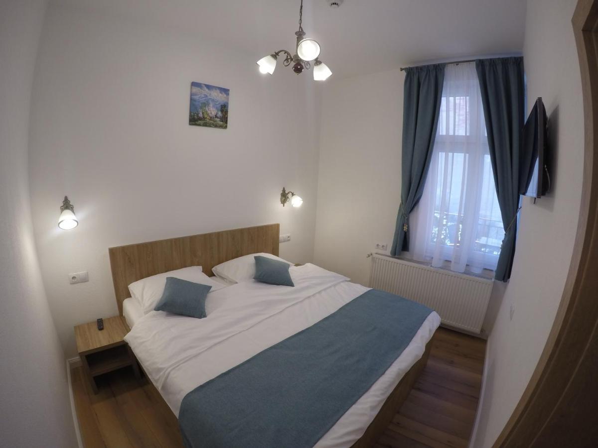 Hotel Casa Bacila Sibiu Esterno foto