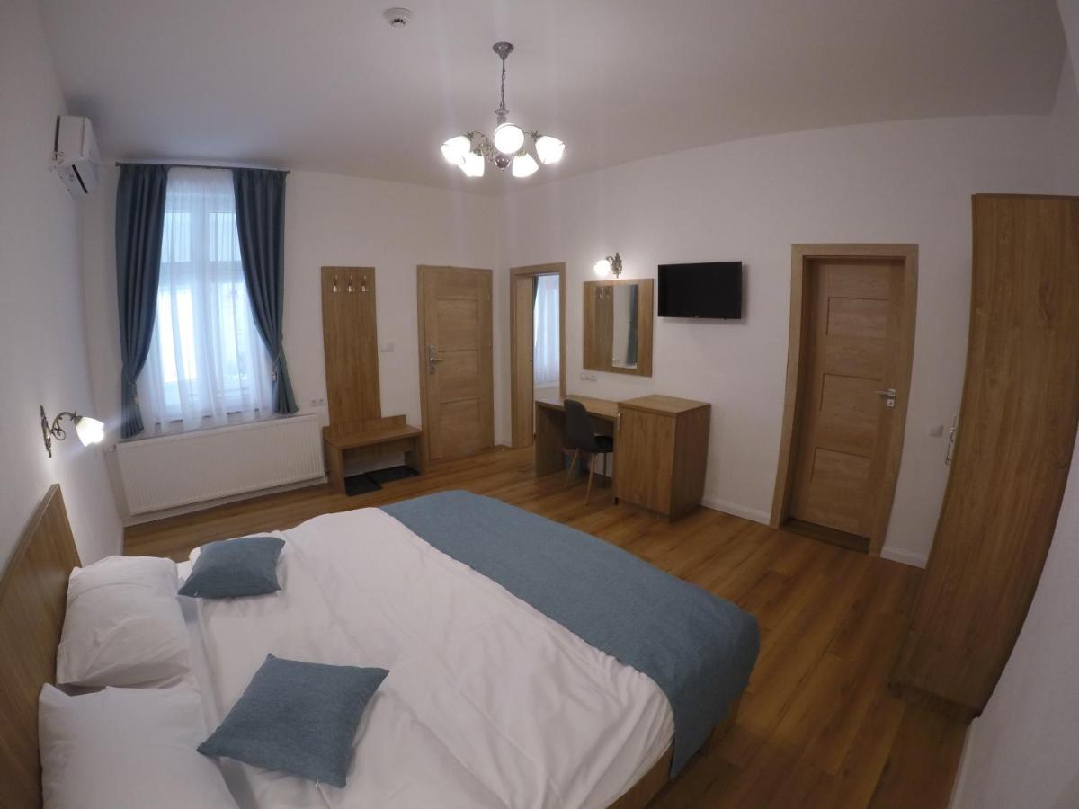 Hotel Casa Bacila Sibiu Esterno foto