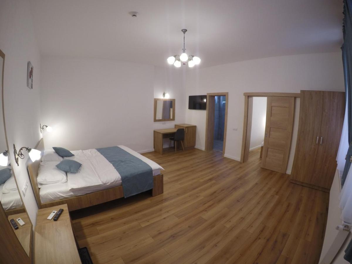 Hotel Casa Bacila Sibiu Esterno foto
