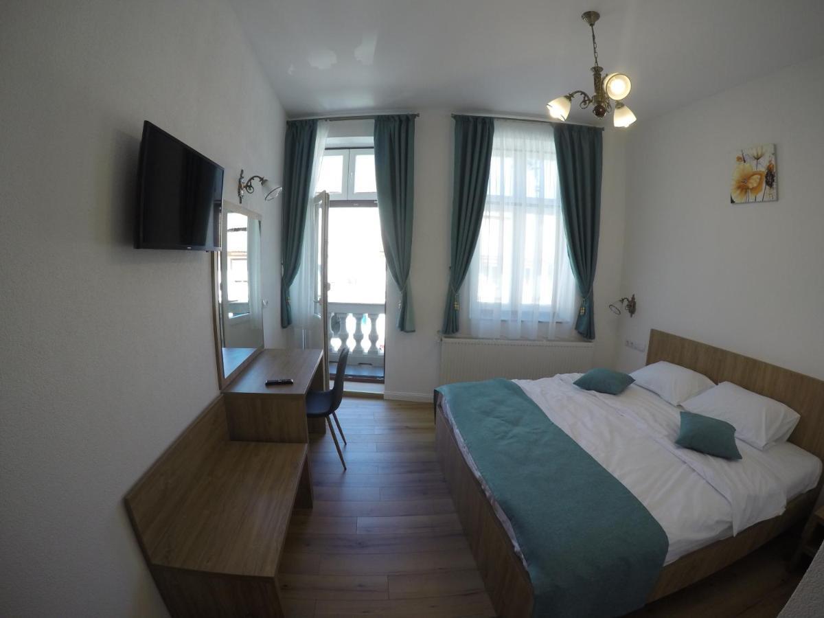 Hotel Casa Bacila Sibiu Esterno foto